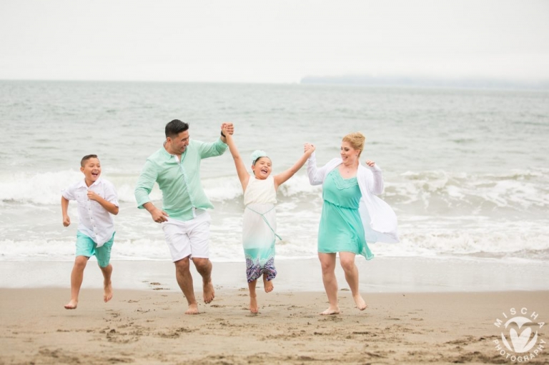 Baker Beach family portraits